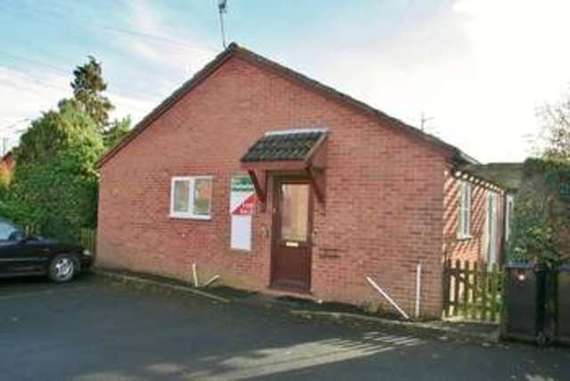 2 bedroom Detached f...